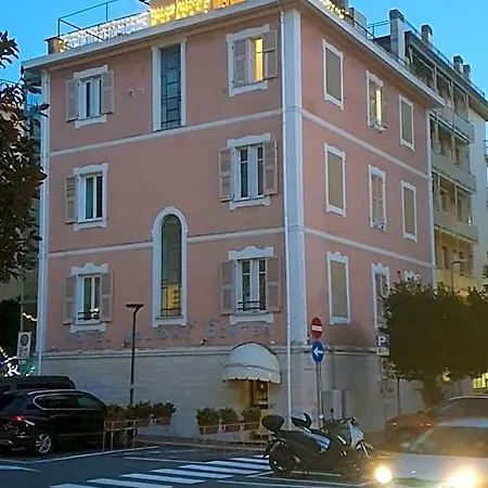 Piccolo Center